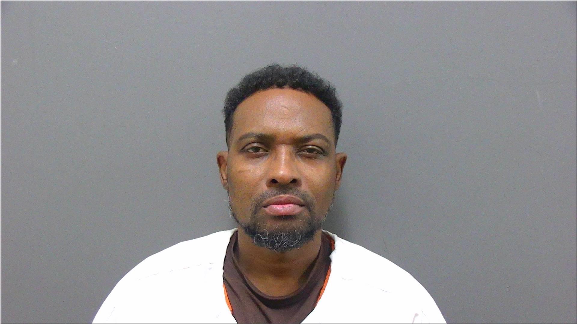 Mugshot of Henderson, Gabriel Shandrell