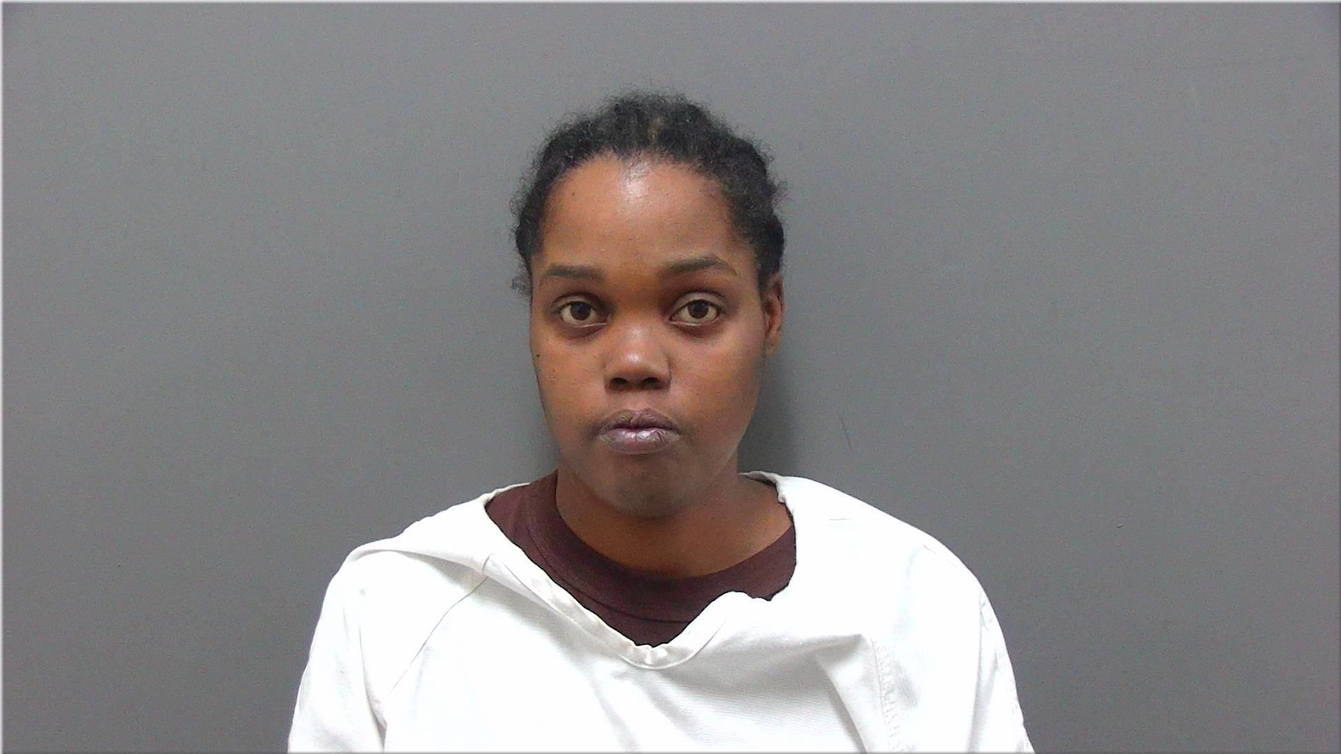 Mugshot of Davis, Denisha Lanee