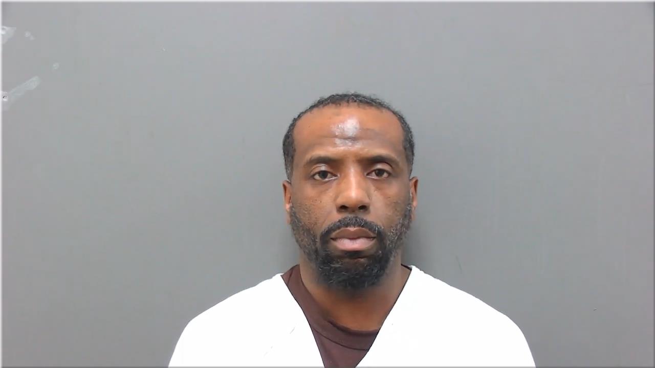 Mugshot of Lang, Bryan Curtis