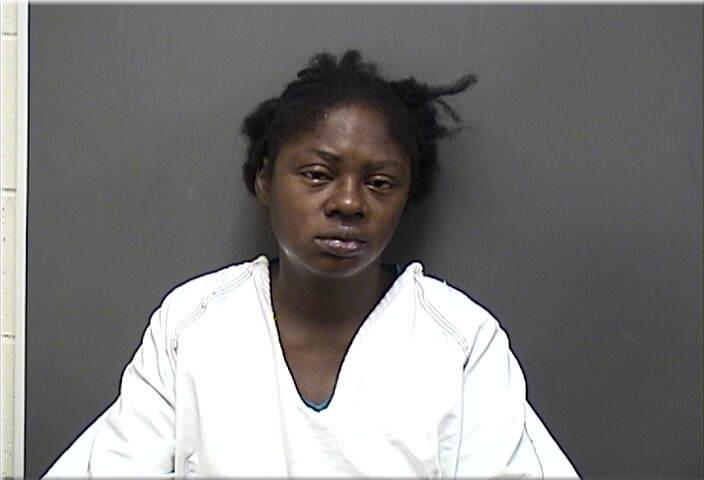 Mugshot of Atterberry, Amunique K