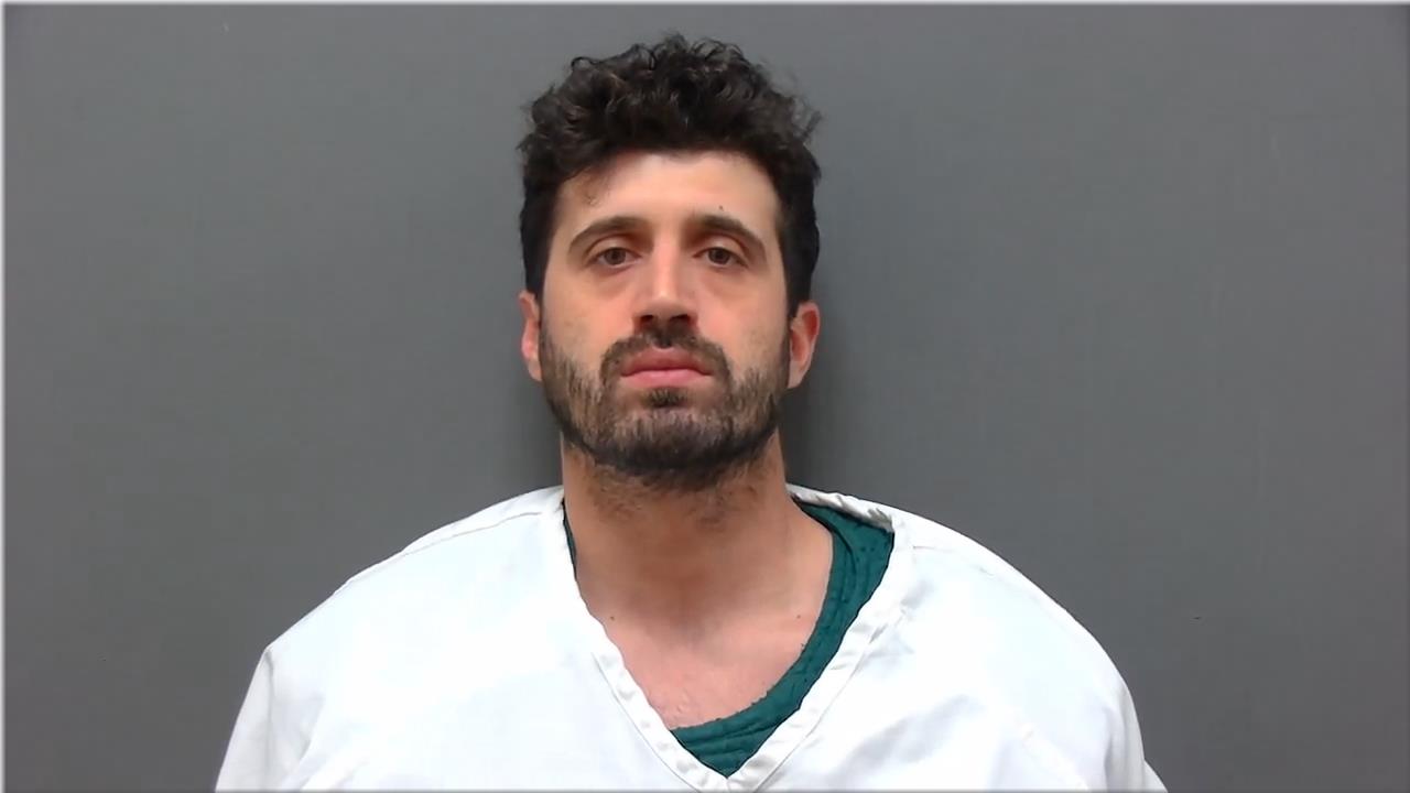 Mugshot of Hernandez, Adam