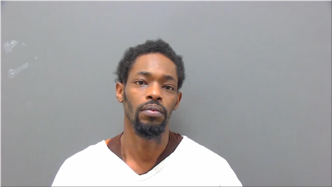 Mugshot of Meriweather, Deandre Cornell