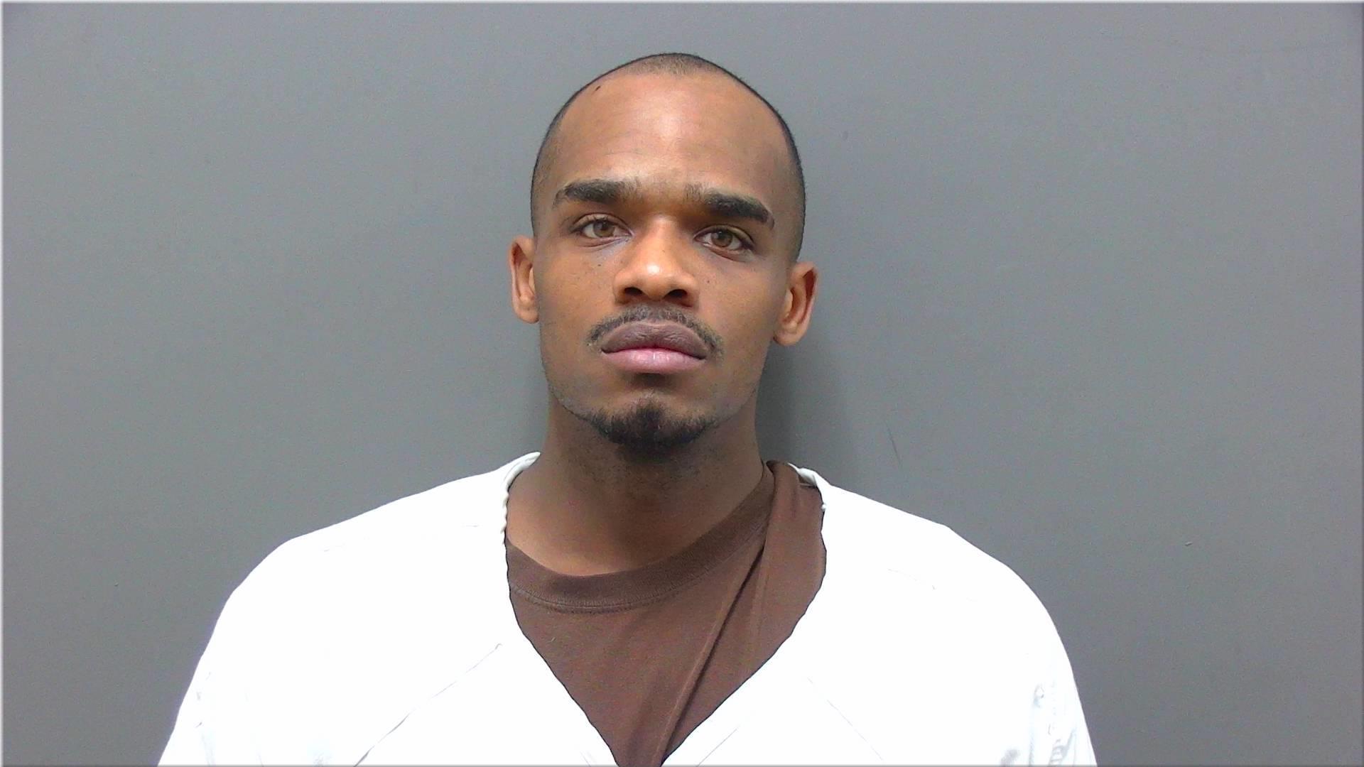 Mugshot of Perry, Darius