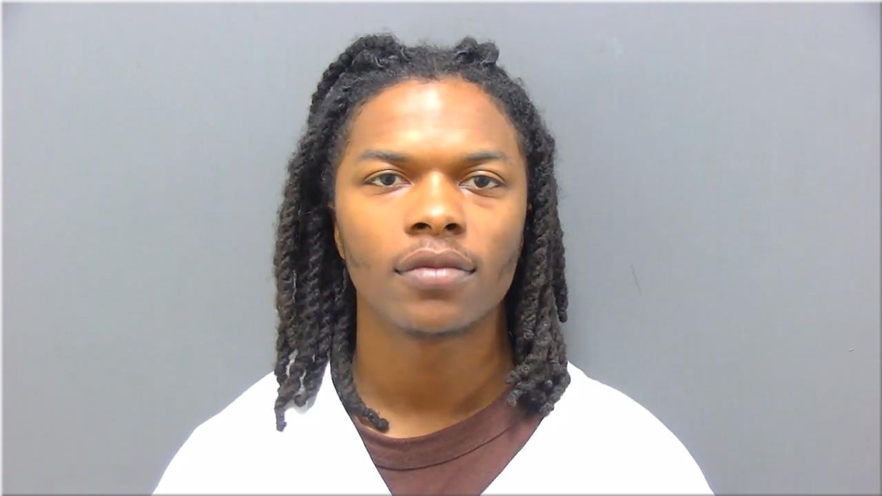 Mugshot of Person, Deonte