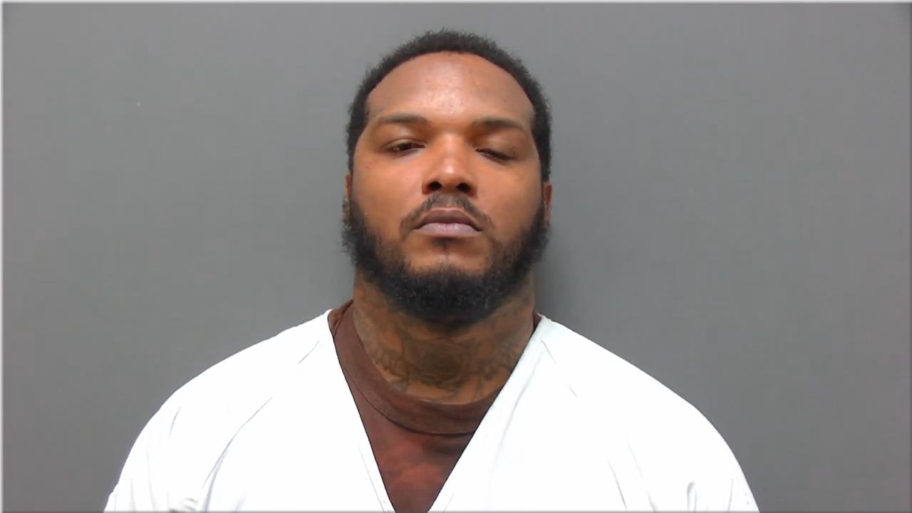Mugshot of Brown, Tracy