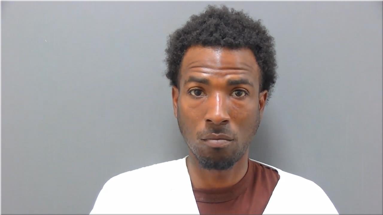Mugshot of Marshall, Quantez