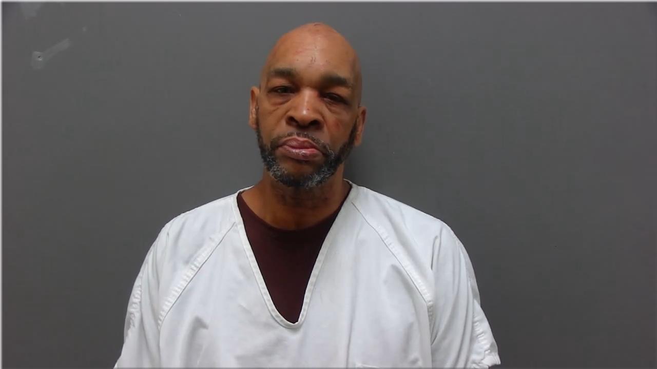 Mugshot of Adams, Steven
