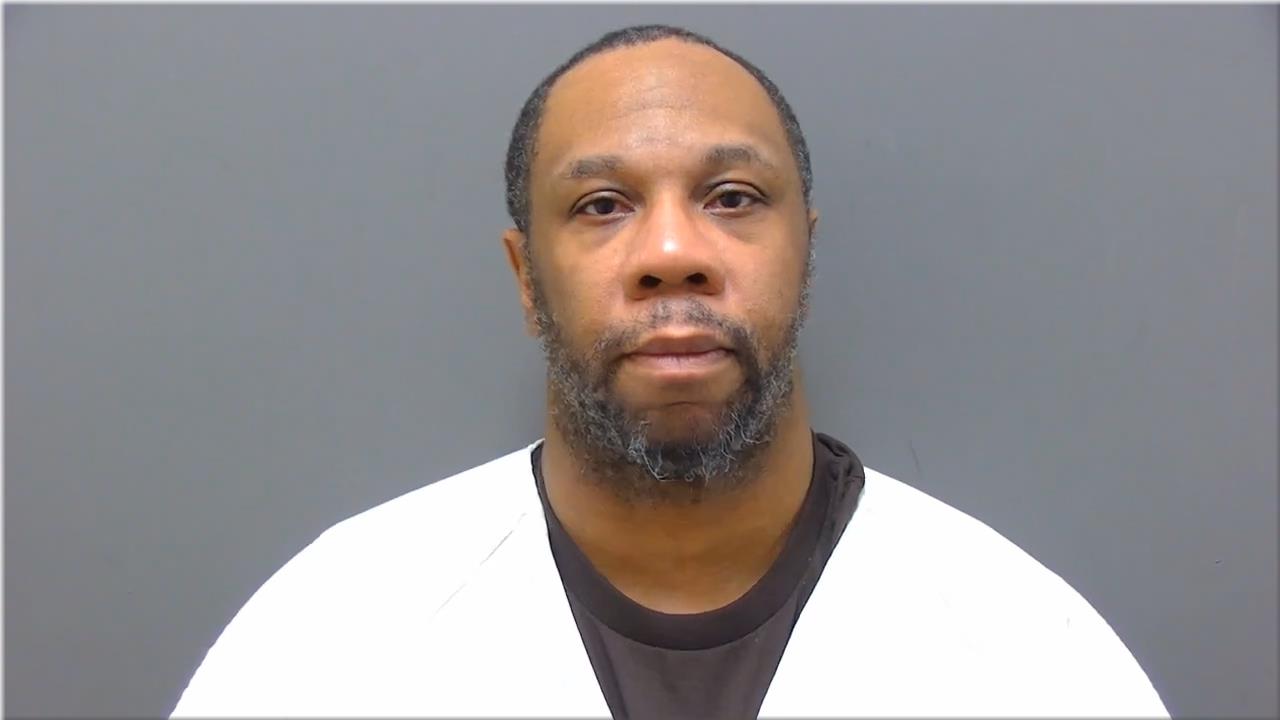 Mugshot of Luckett, John Turessl
