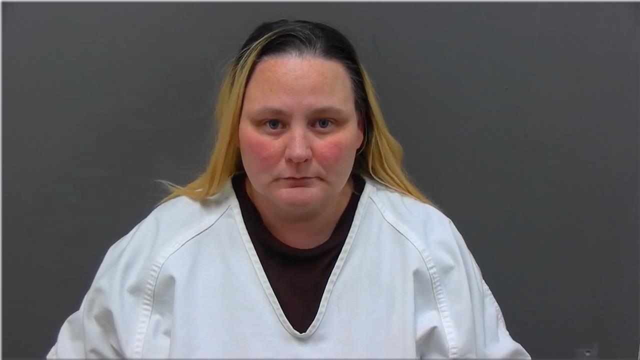 Mugshot of Holmes, Michaela Rose