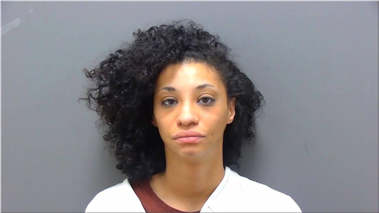Mugshot of Fox, Daianara M