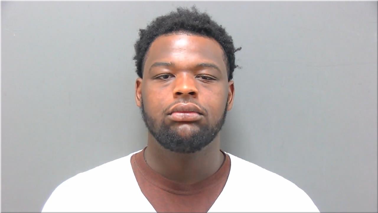 Mugshot of Cobb, Amire