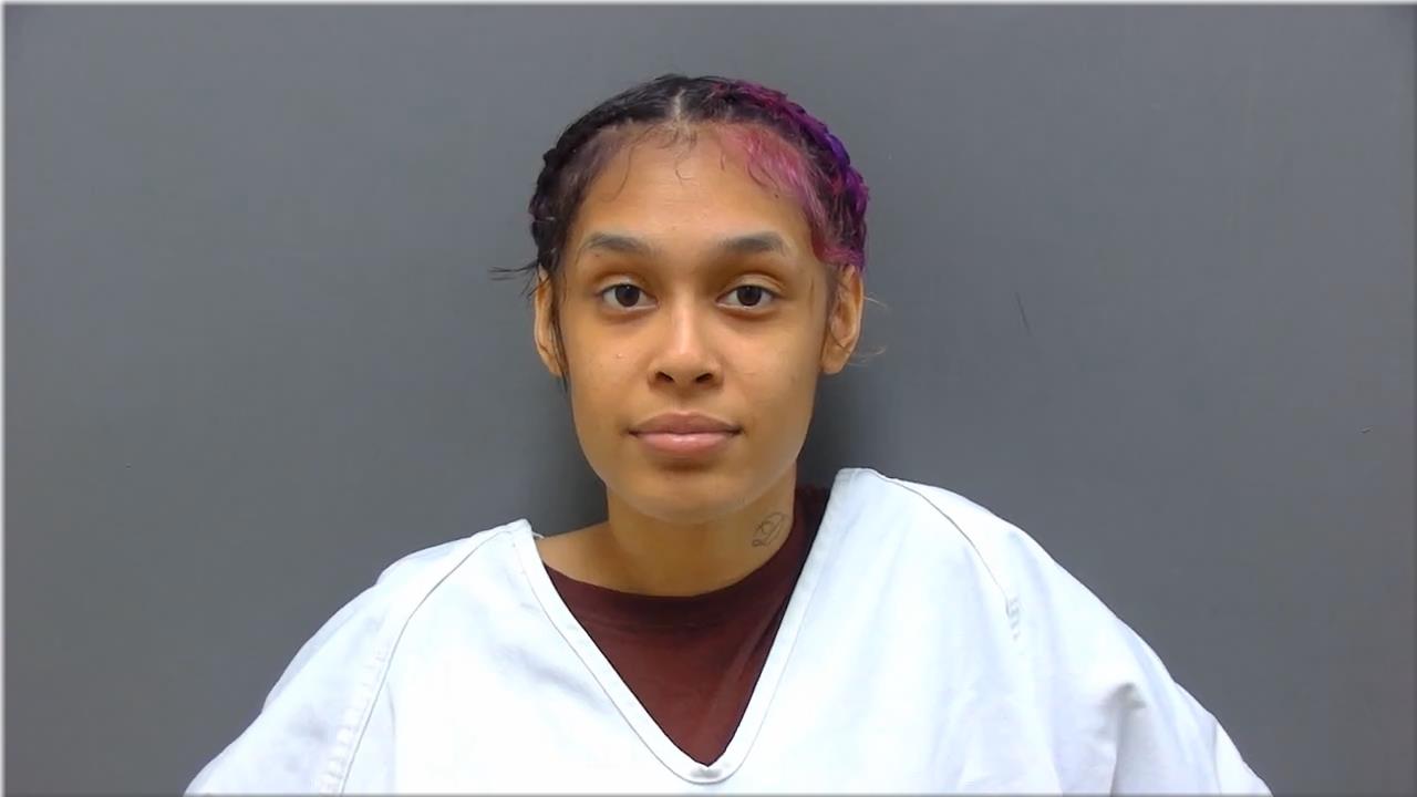 Mugshot of Price, Aniya