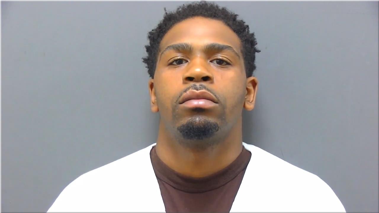 Mugshot of Aych, Donte