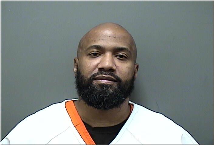 Mugshot of Flores, Damien Lamont