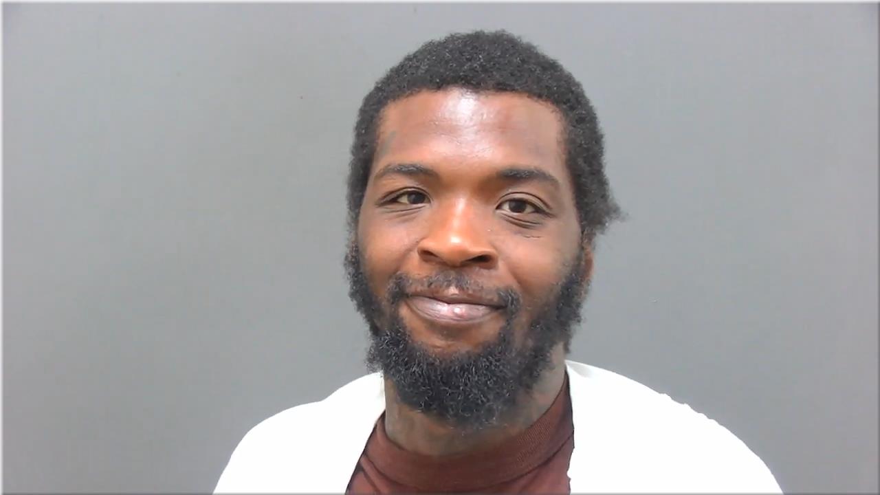 Mugshot of Lacy-Parr, Damonte