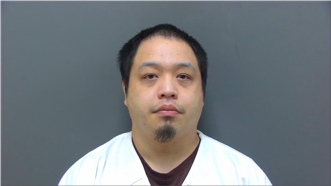 Mugshot of Her, Tony