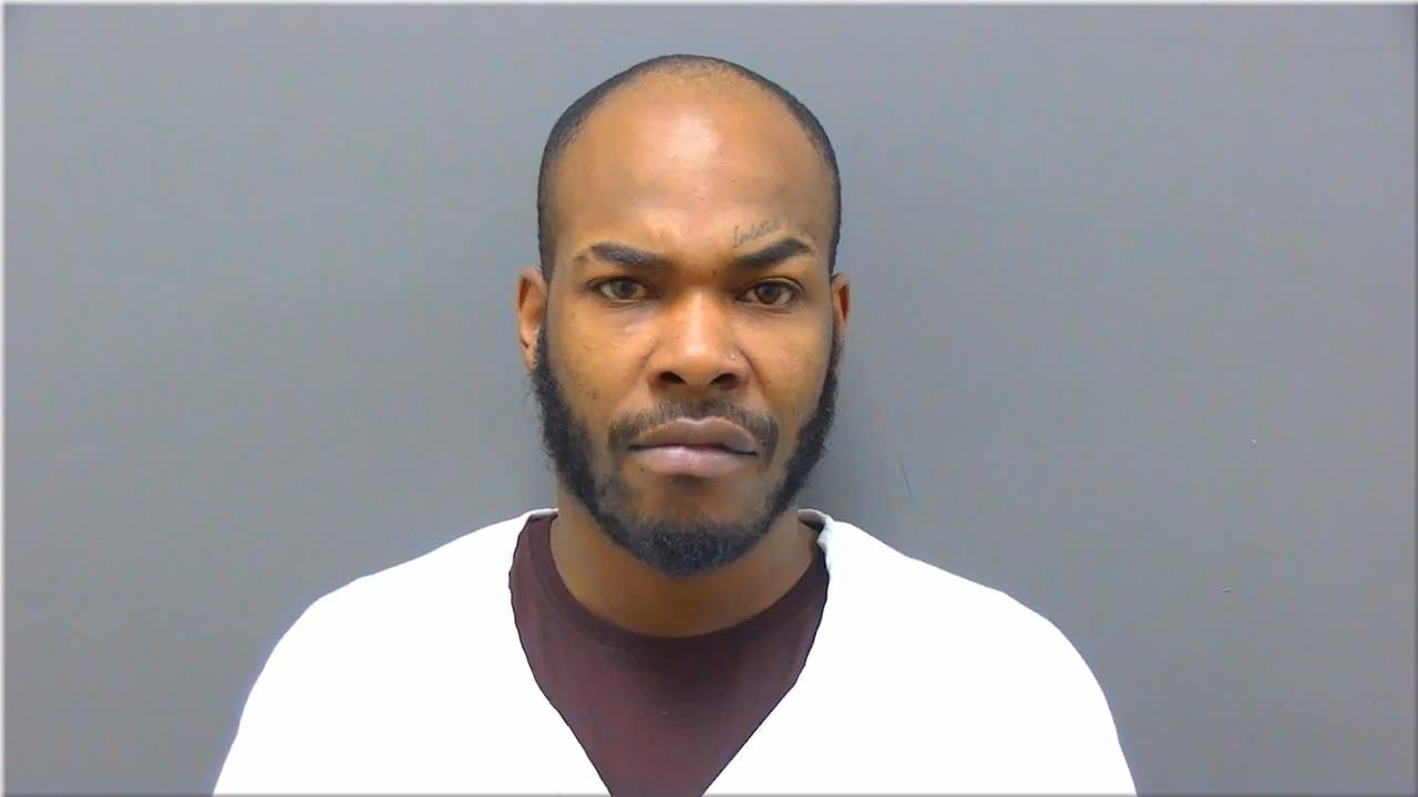 Mugshot of Allen, Michael
