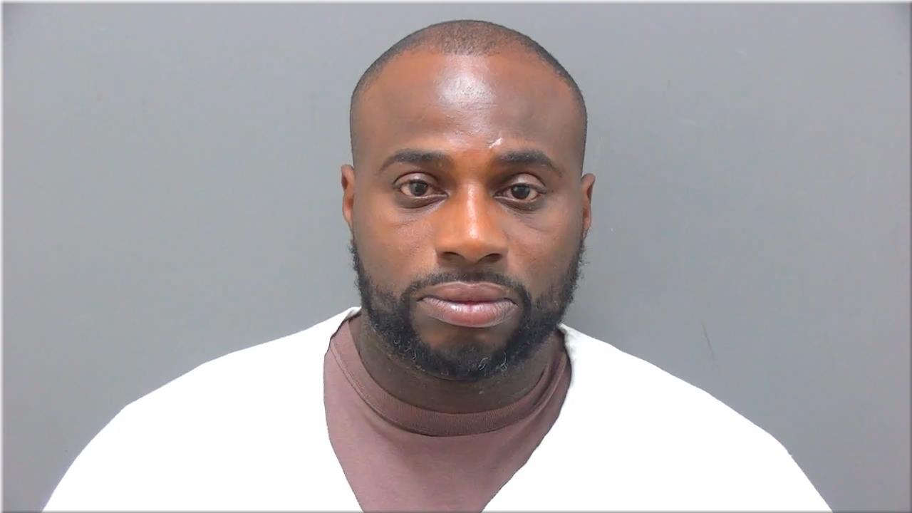 Mugshot of Miller, Myles