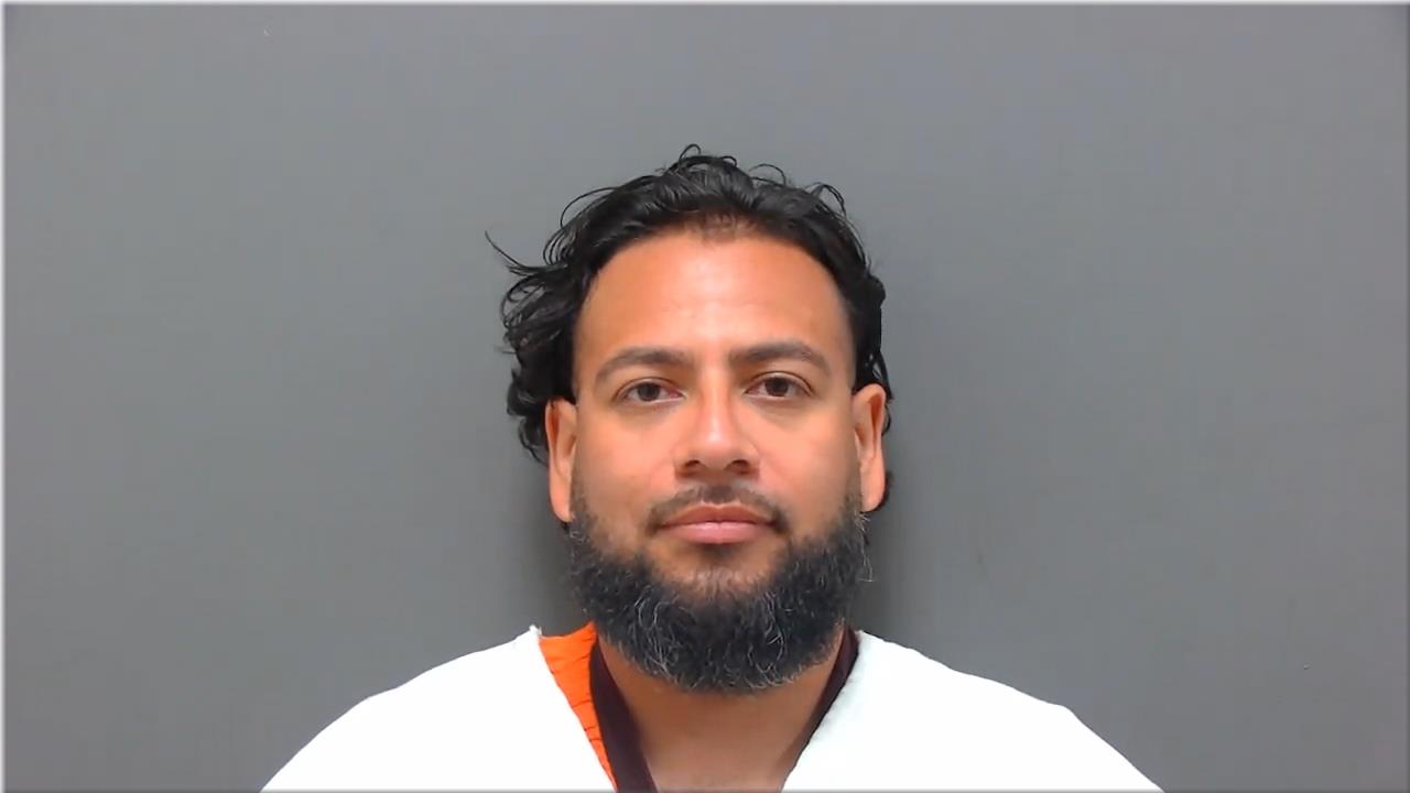 Mugshot of Arevalo-Chavez, Jose A