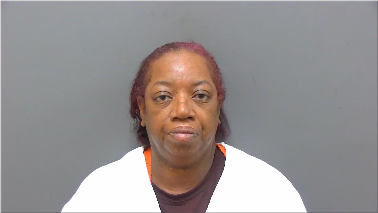 Mugshot of Lewis, Ellen