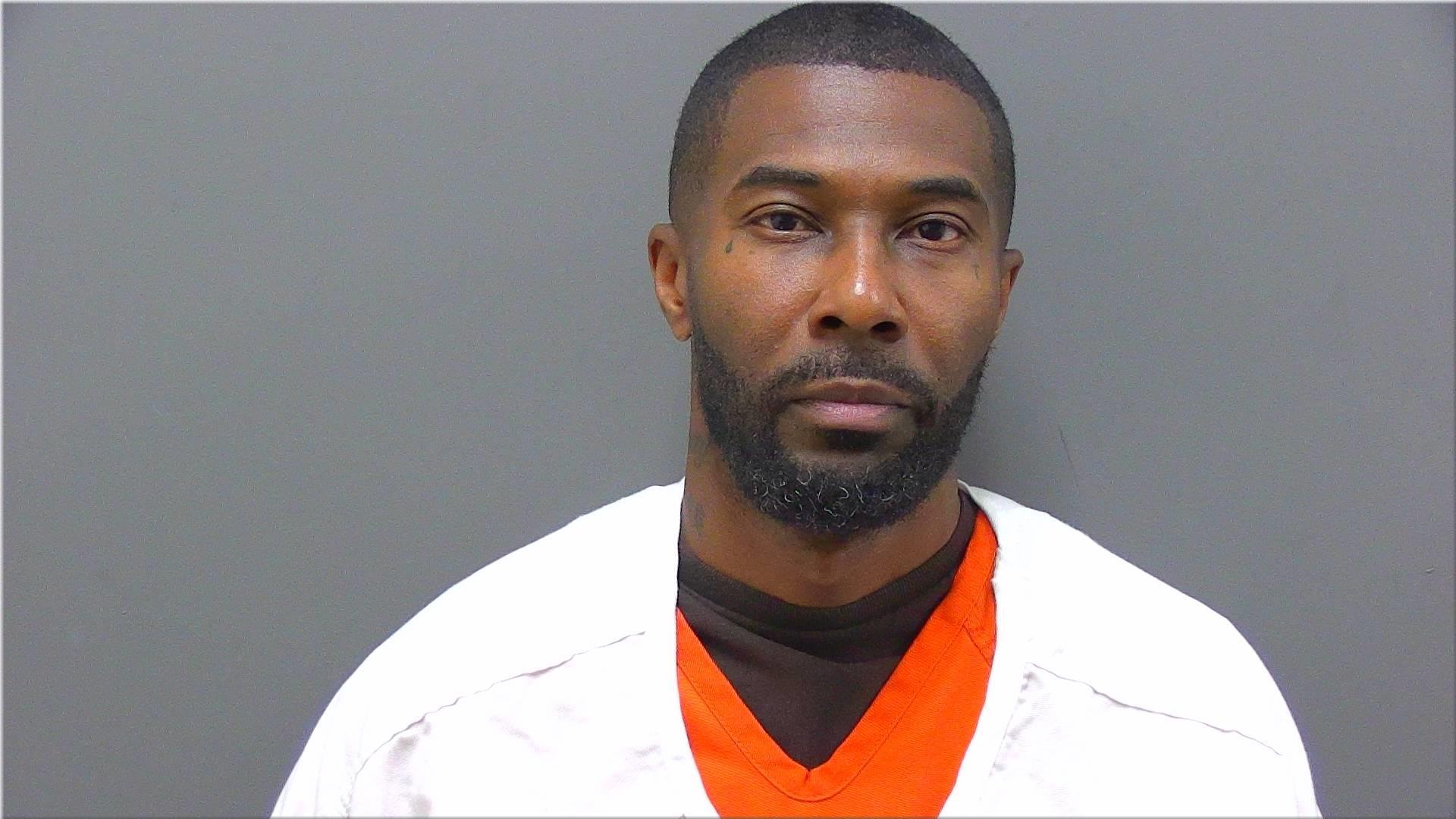 Mugshot of Carothers, Jermaine Lee