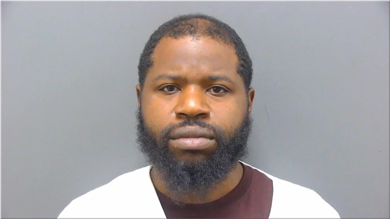 Mugshot of Moore, Isaiah Jacob