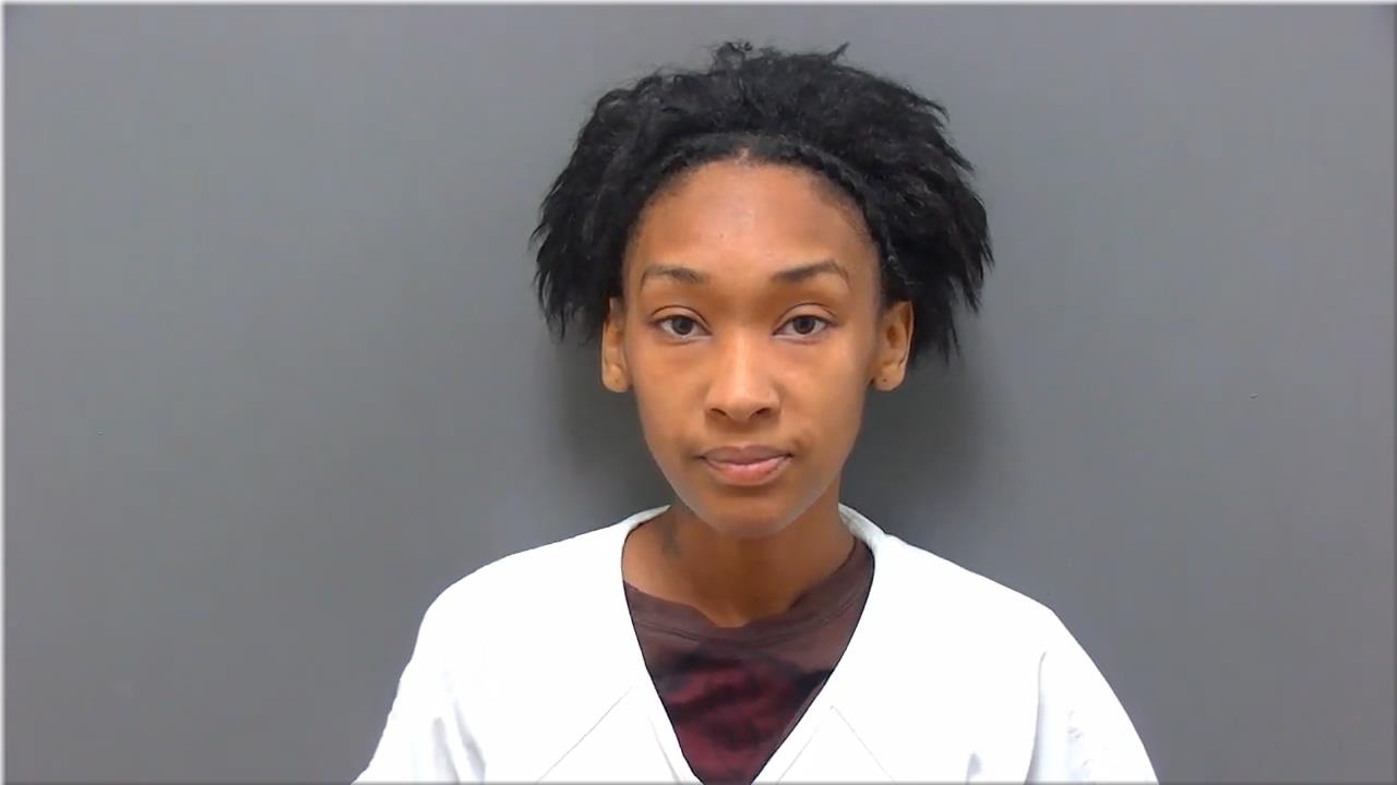Mugshot of Nolan, Marlayja