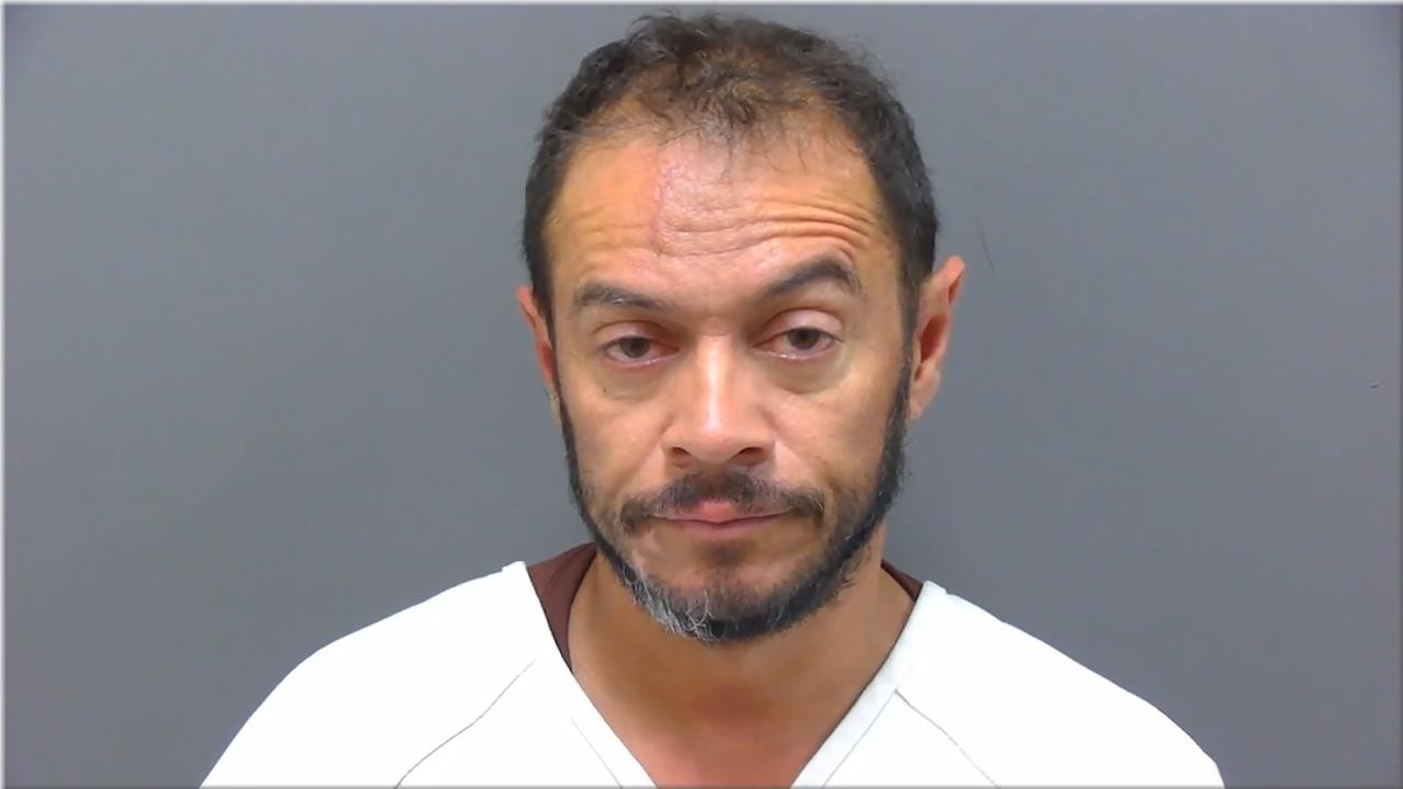 Mugshot of Velasquez, Paul