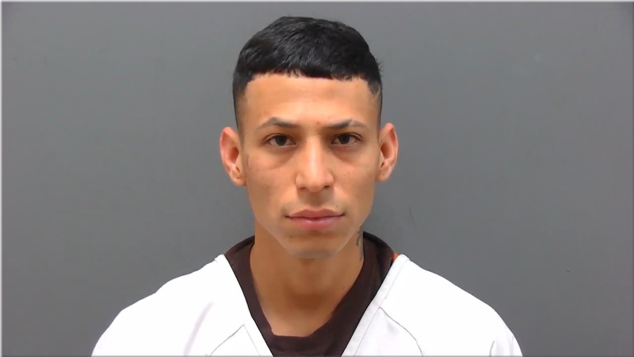 Mugshot of Tovar Perez, Brayan