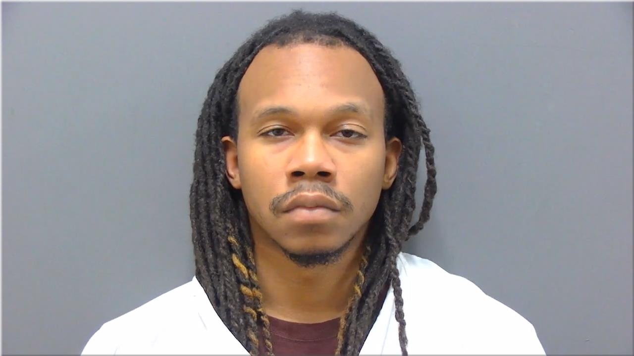 Mugshot of Tucker, Demarion