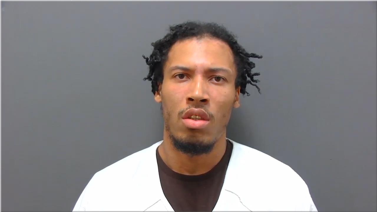Mugshot of Robinson, Louis