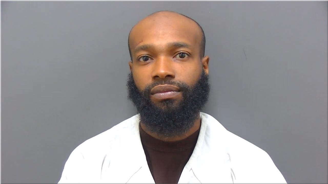 Mugshot of Neal, Brandon Deontae