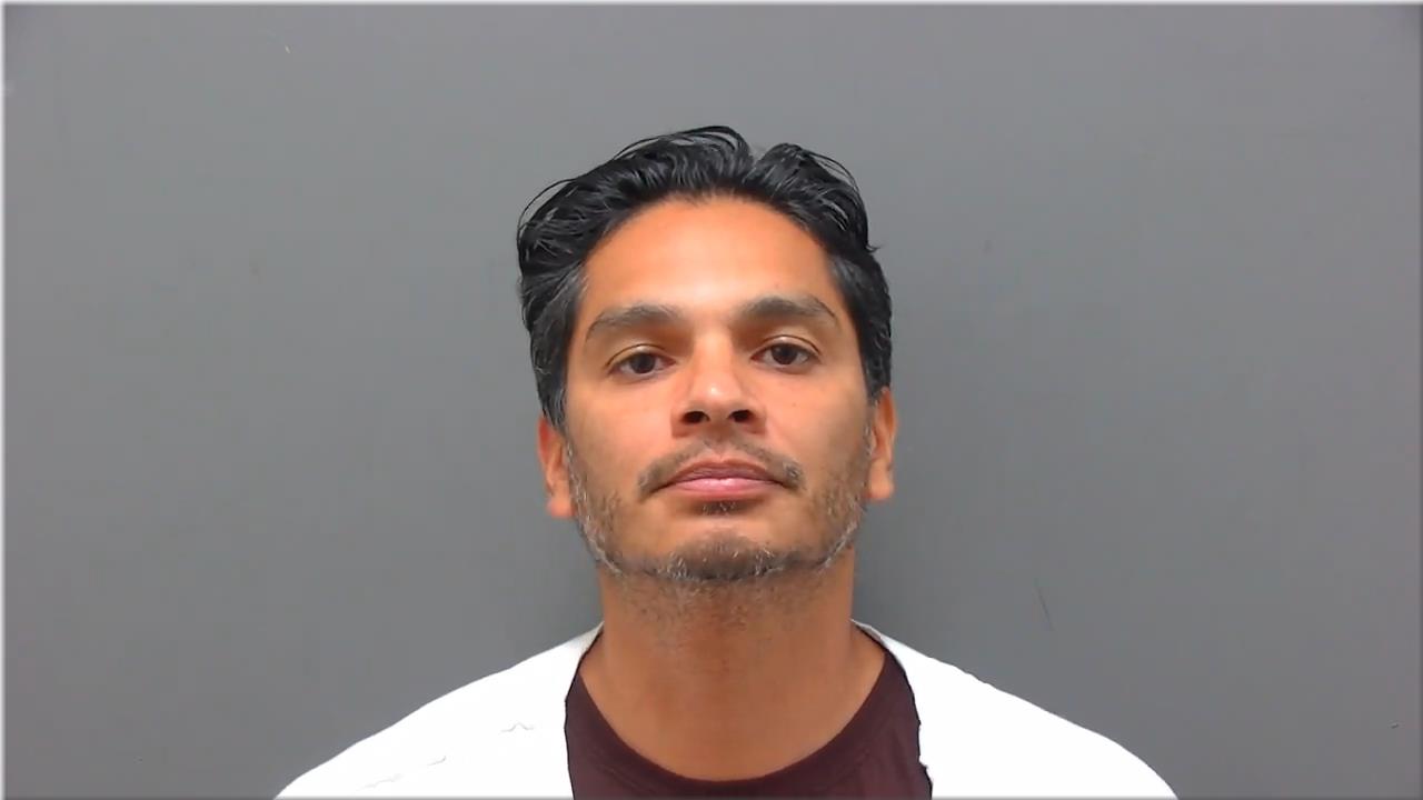 Mugshot of Cruz, Edgar Aguero